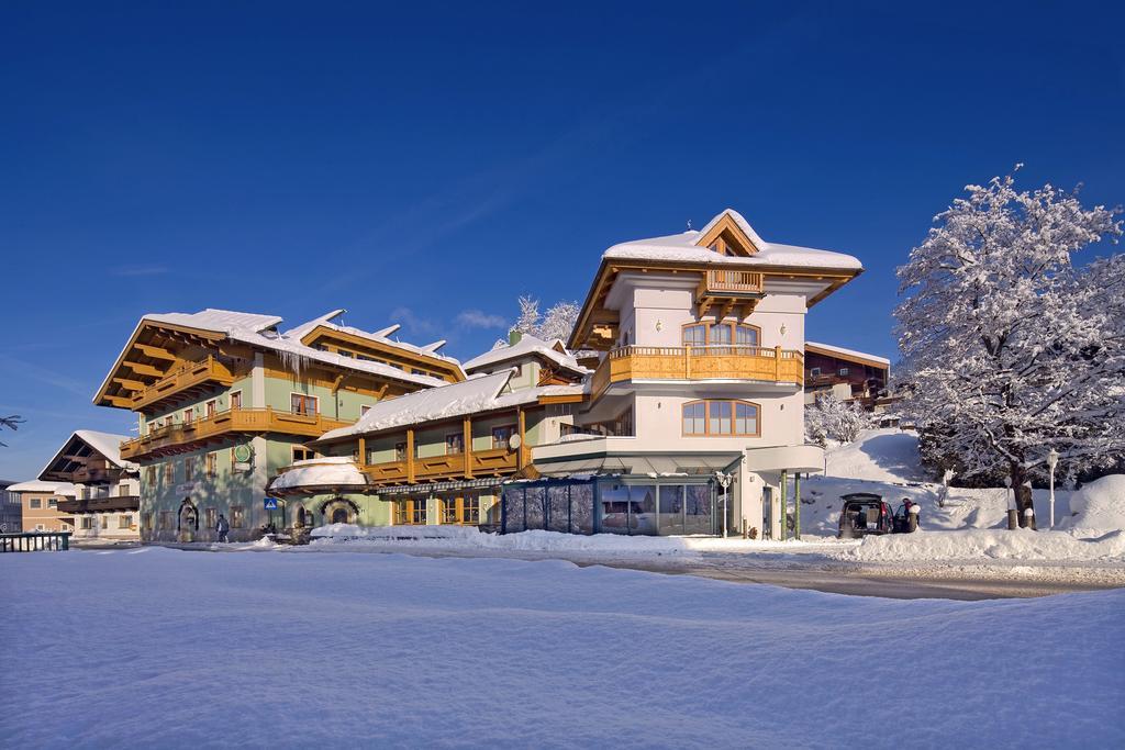 Hotel Gasthof Obermair Fieberbrunn Exterior photo